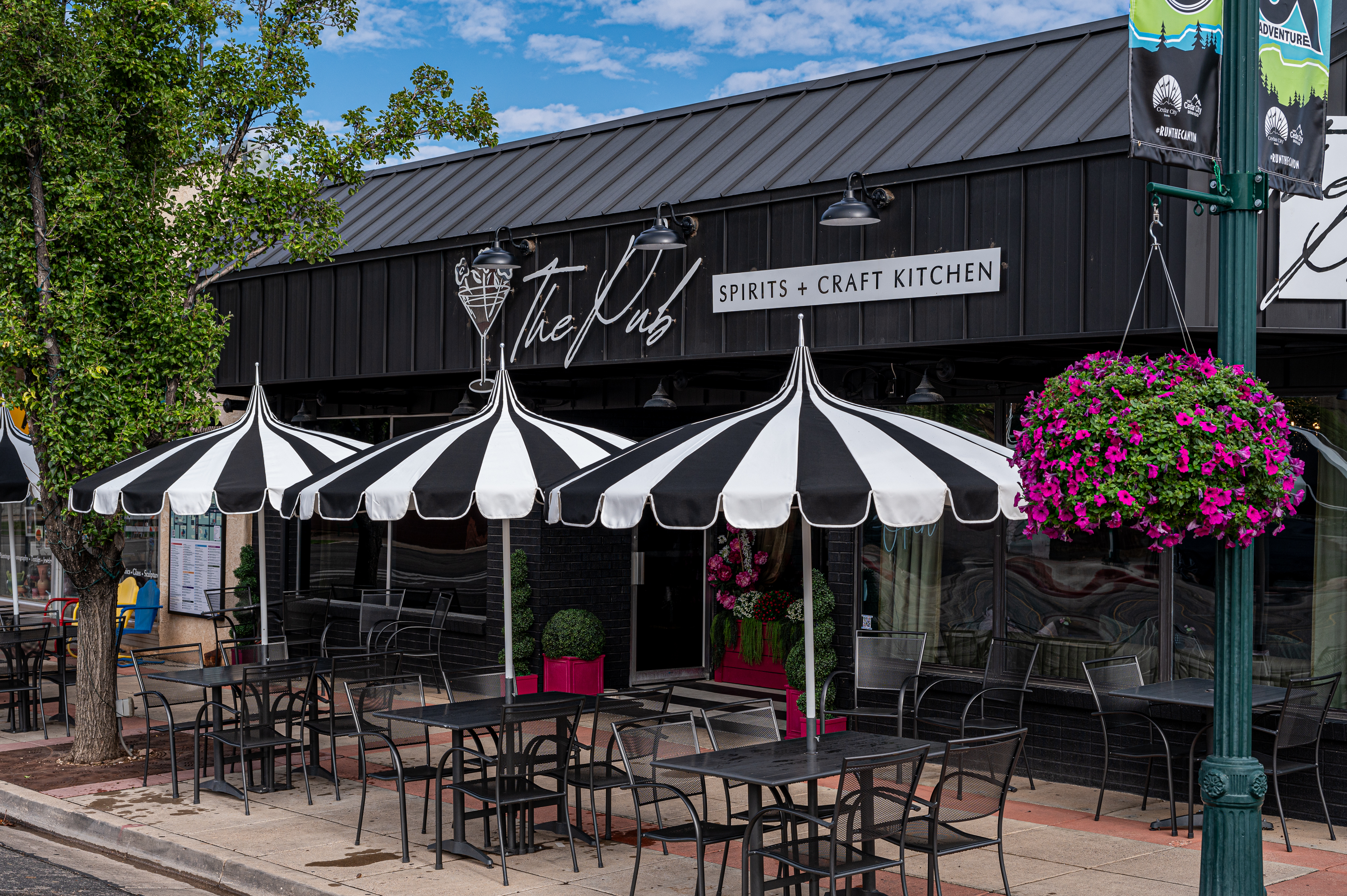 The Pub Spirits and Craft Kitchen &mdash; Cedar City