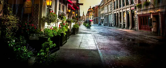 old-montreal-st-paul-street 3.png