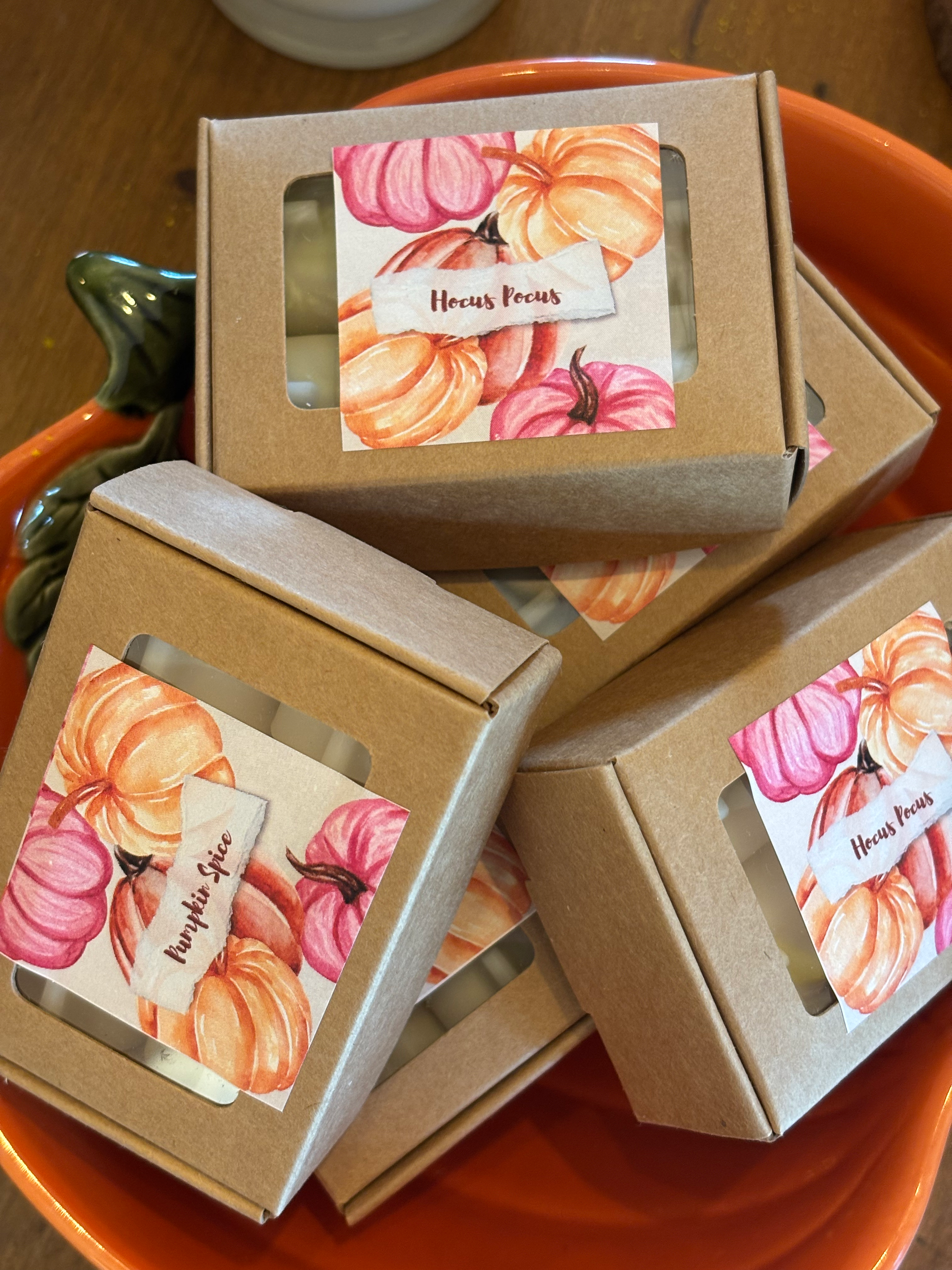 Autumnal wax melts