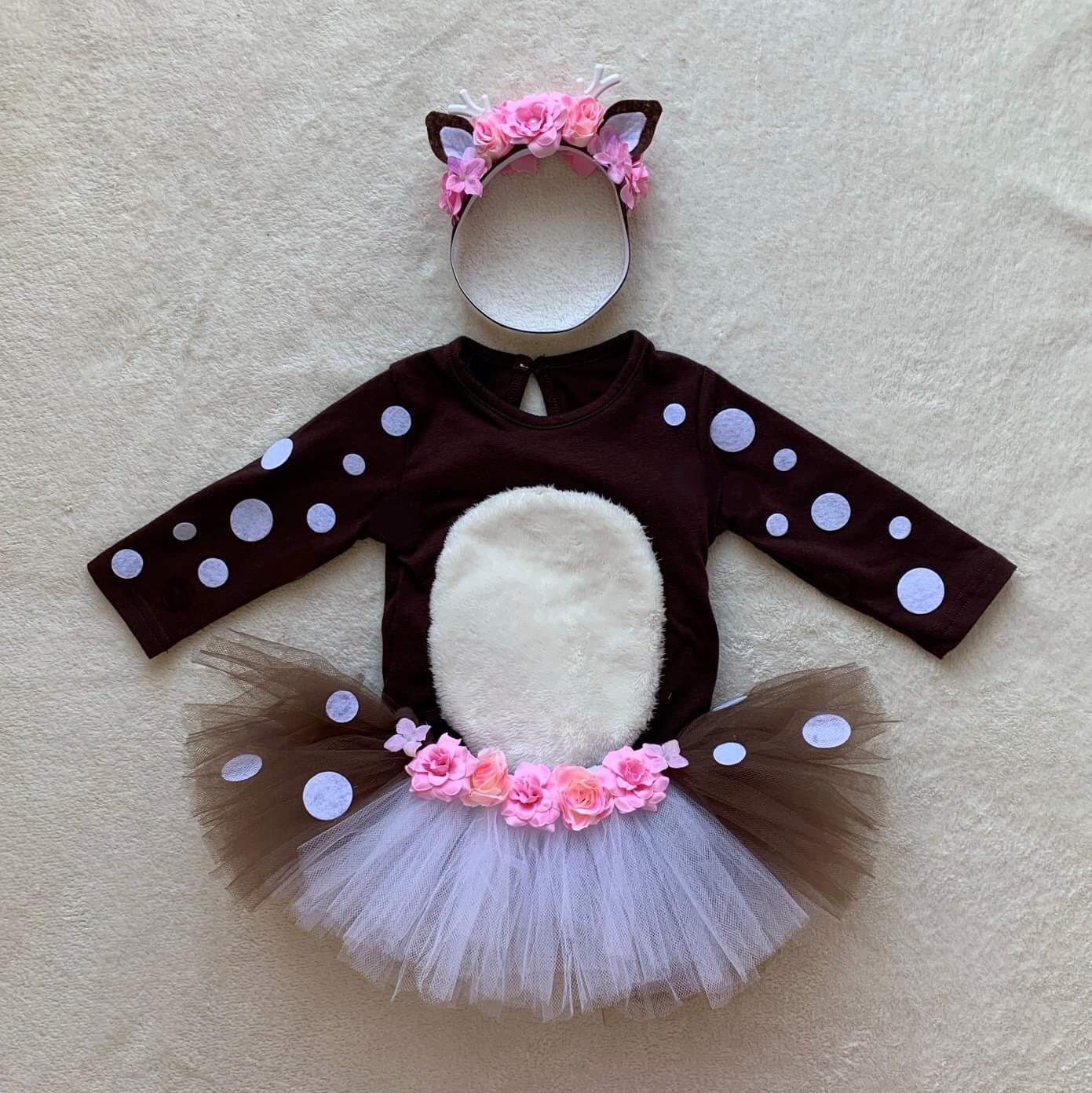 סט חצאית טוטו, בגד גוף וקשת במבי בעיטור פרחי משי