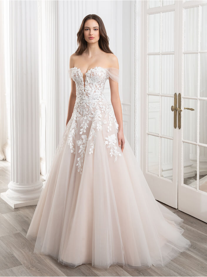 Elysee by Enzoani Nathalie
