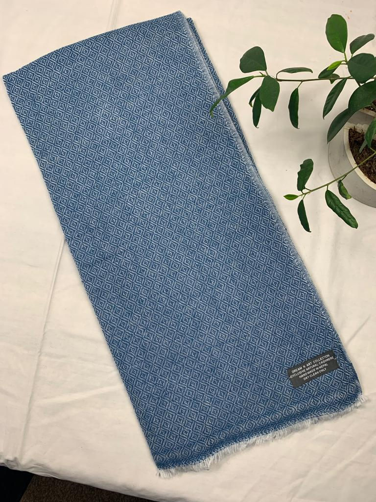 Thumbnail: Teal Diamond Scarf