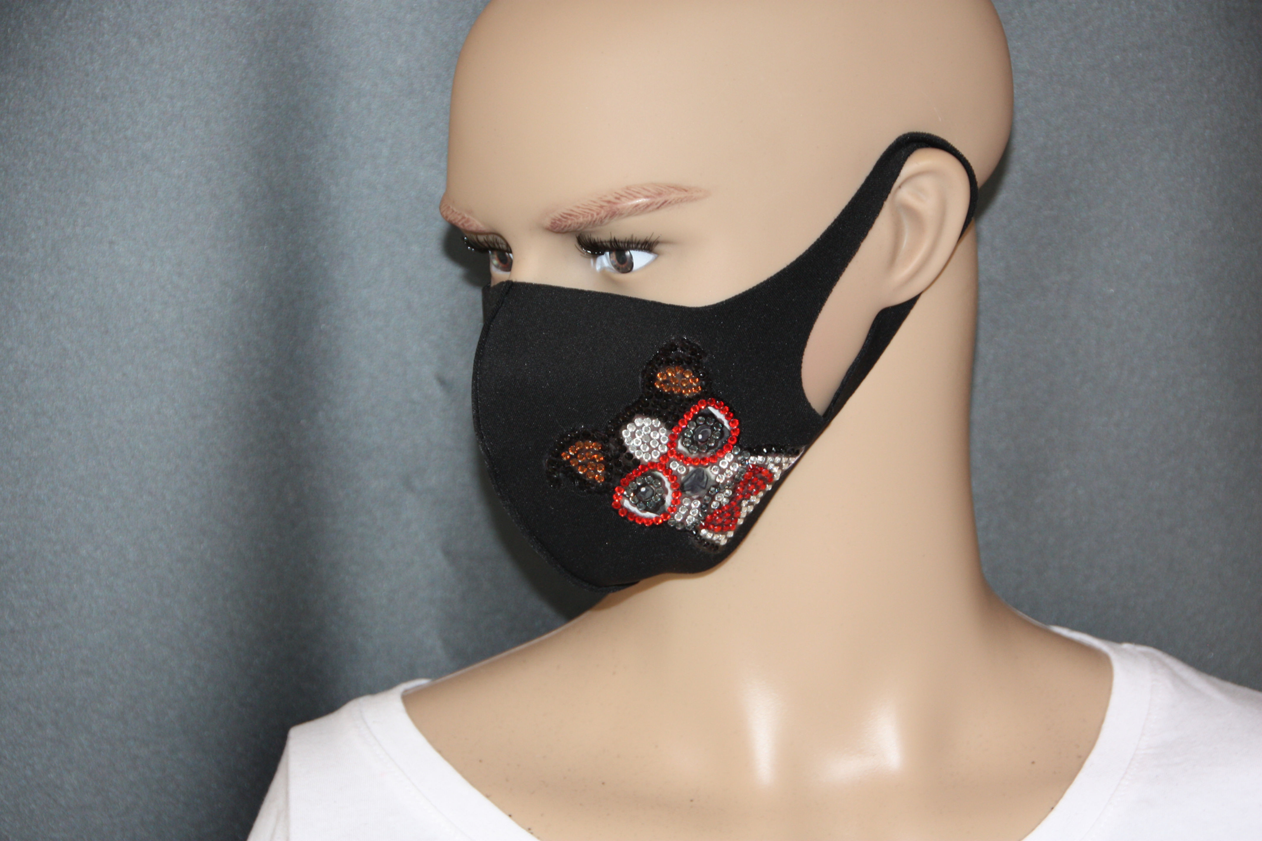 Maske Hund mit Brille