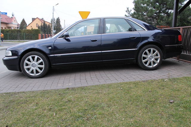 Audi a8l w12 d2
