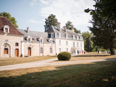 Lieu de mariage dans l’Yonne : pourquoi choisir un château près d'Auxerre ?