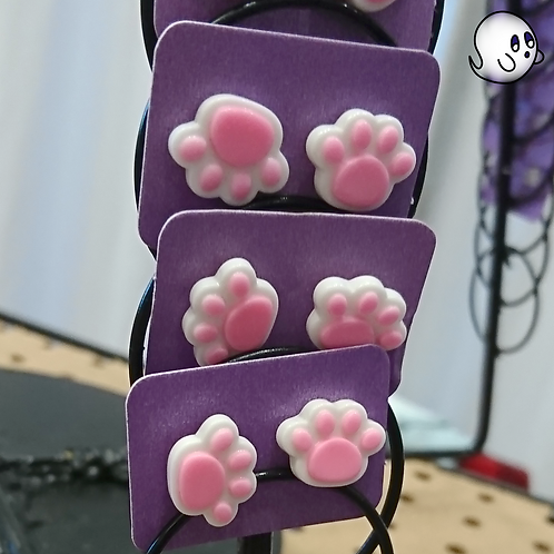 Paw Stud Earring