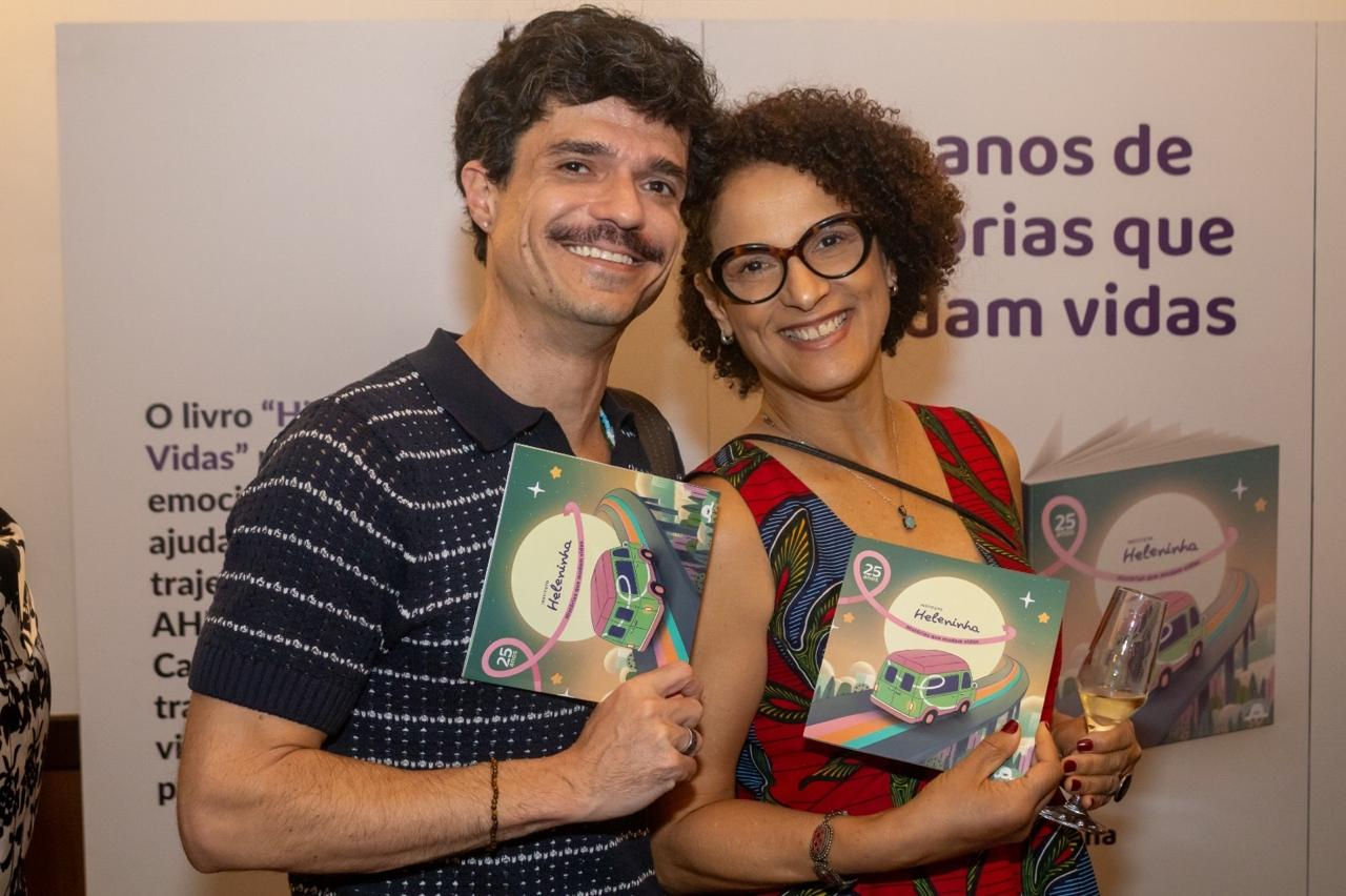 Rafa Ramos e Julia Lucia Oliveira no dia do lançamento do livro dos 25 anos do  Instituto Heleninha