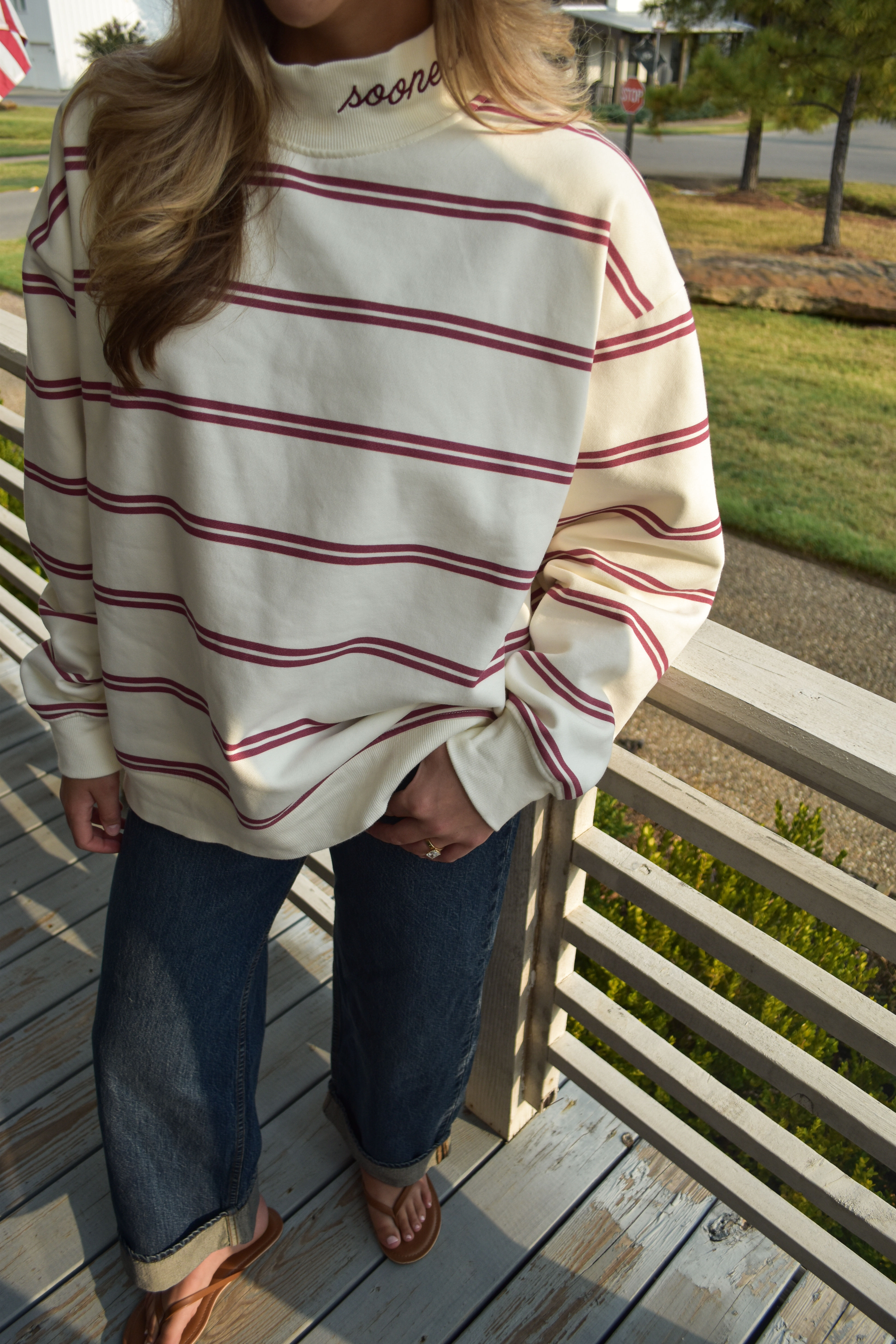 Embroidered Sooners Mockneck