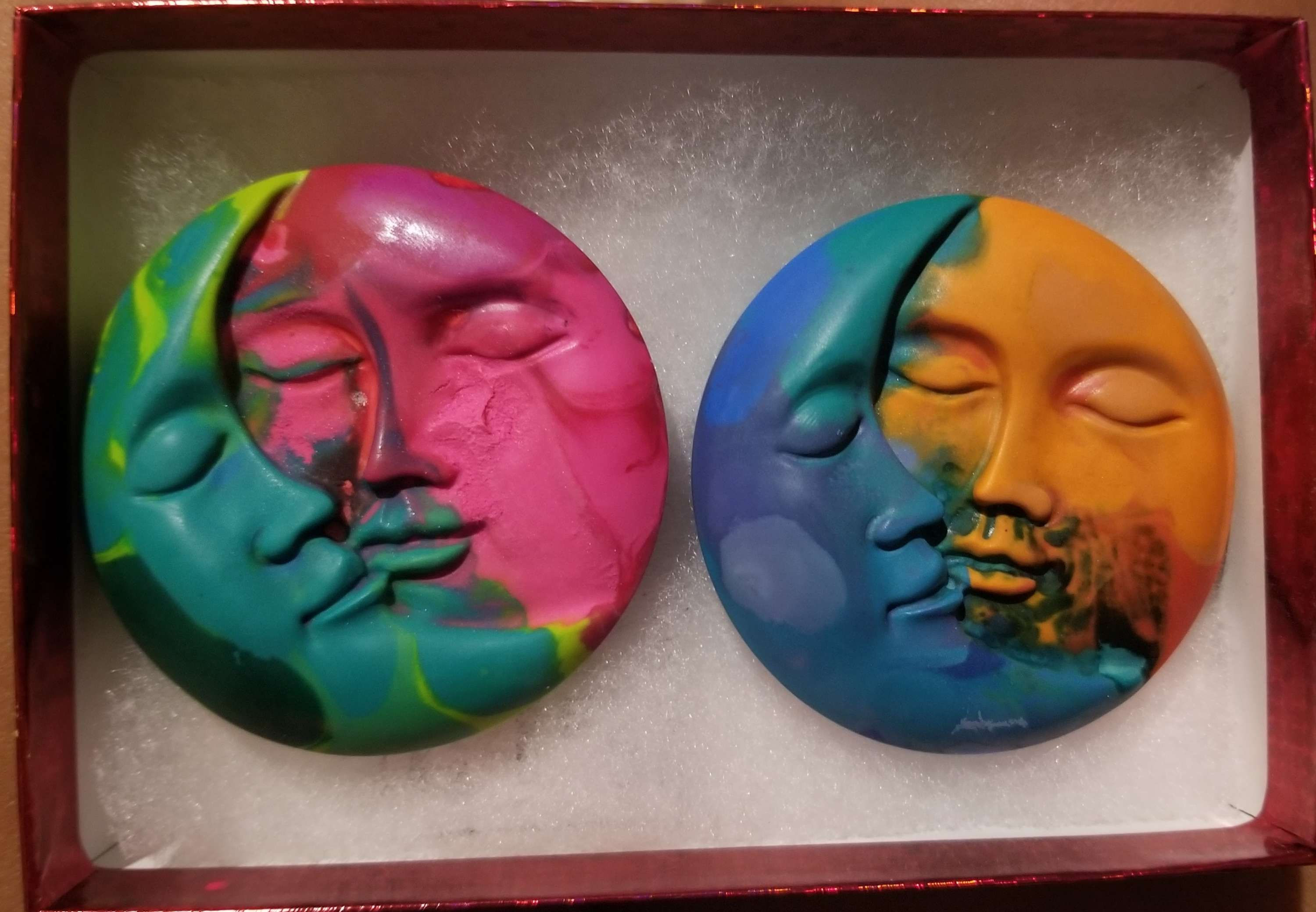 Sun & Moon Crayon