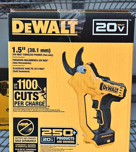 DCPR320 20V MAX Cordless Battery Powered Pruner (Tool Only) 💥New DCPR320 20V MAX Cordless Battery Powered Pruner (Tool Only) 💥New