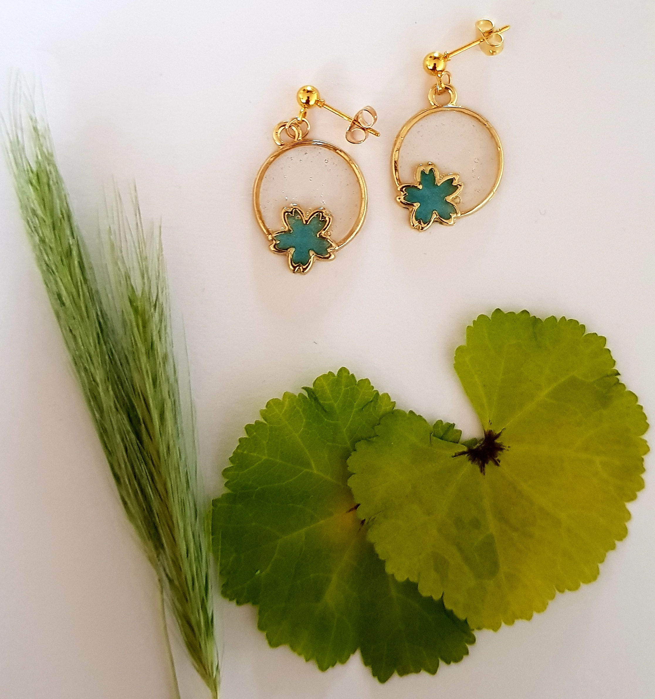 Small Circle with Flower Earrings