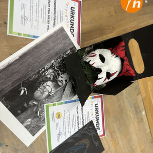 Unsere Preisträgerinnen beim Kunstwettbewerb