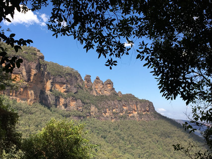 Day trips from Sydney: Hikes & Wine