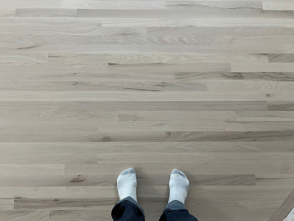 WOOD: RED OAK | STAIN: COUNTRY WHITE