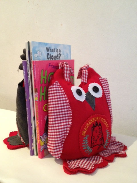 Thumbnail: Keepsake Doorstop/Bookshelf Owls