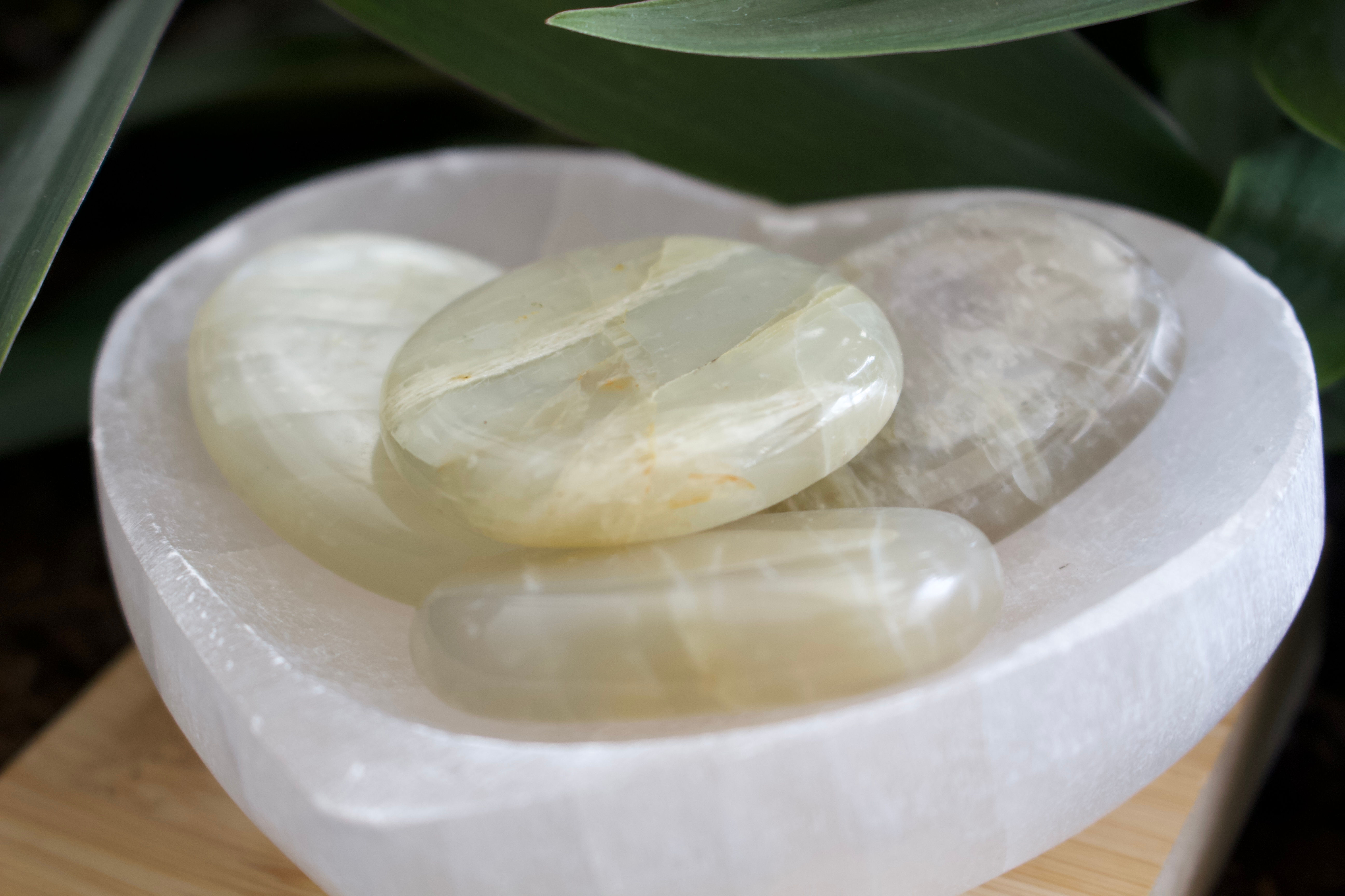 Galet Pierre de lune