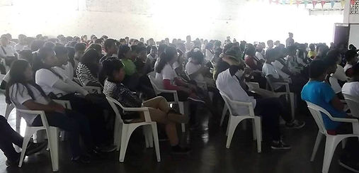 A la estucha del Maestro