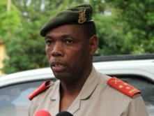 Esquisse de l’entretien du porte-parole de l’armée burundaise, Gaspard Baratuza, à la radio BBC Gahuza Miryango sur le siège des villages des Banyamulenge par son armée.