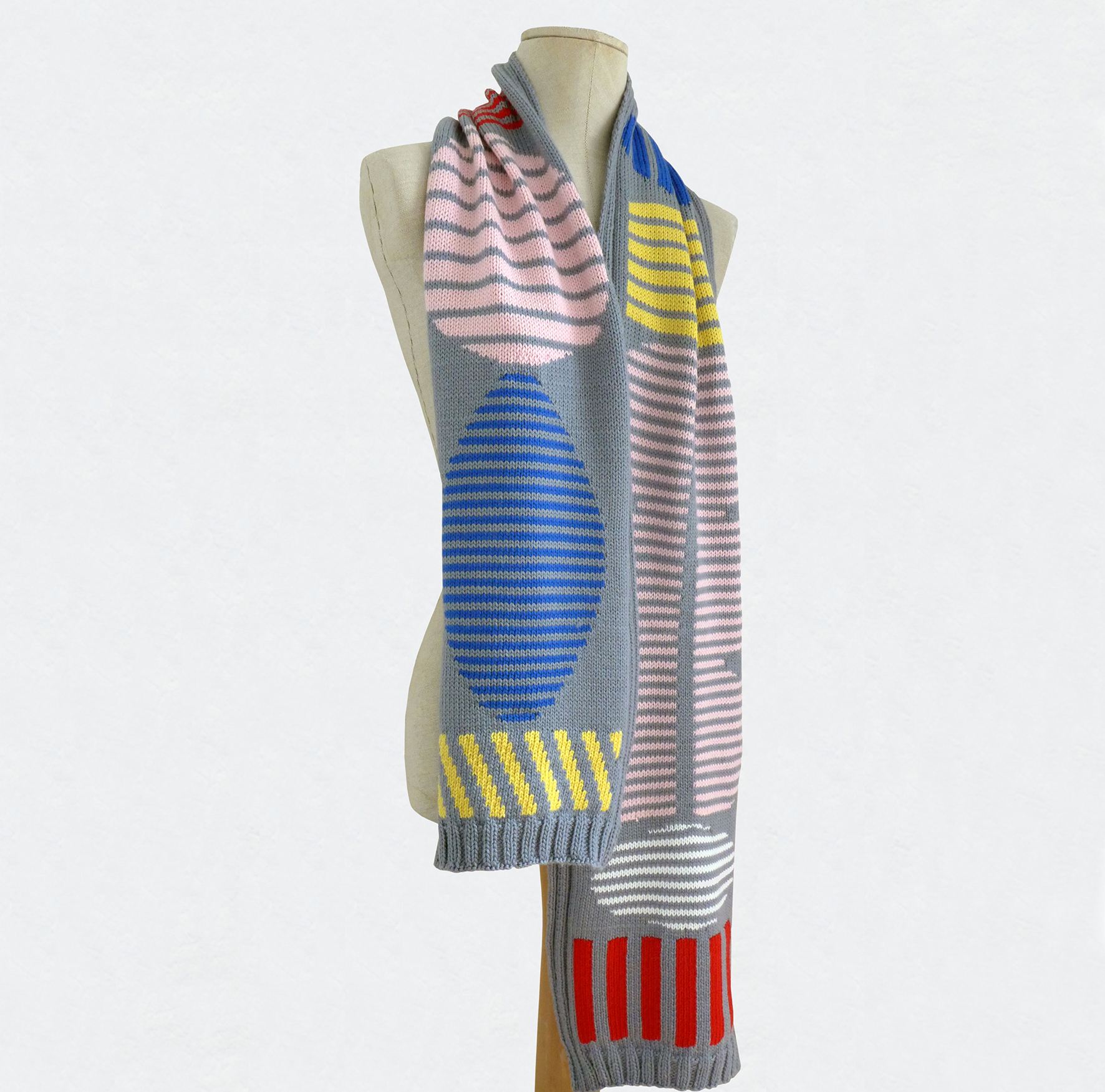 TRIBUTE_E.S v gris, couleurs