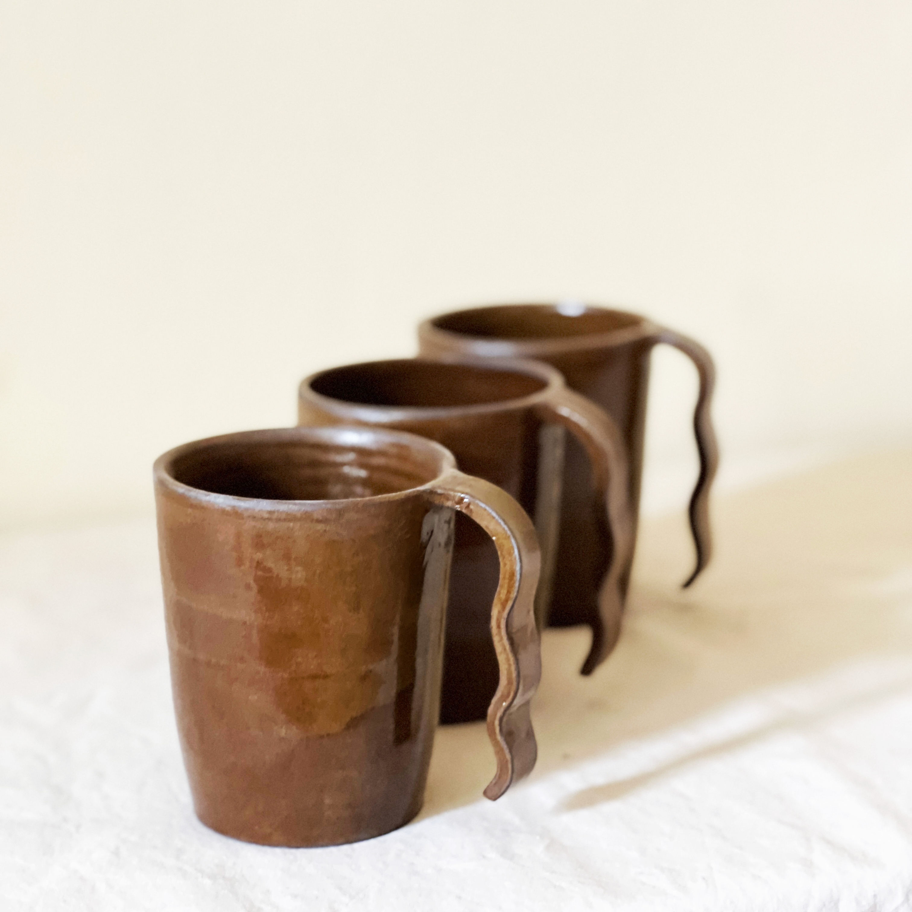 Curly Handle Mug