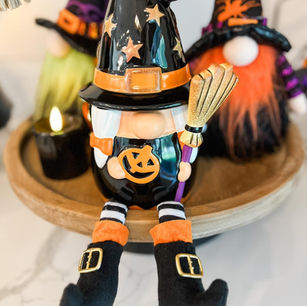 ACT FAST - THESE SCENTSY PRODUCTS ARE GOING, GOING, GONE!