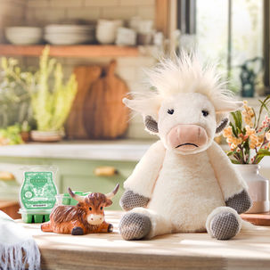 Highland Cow Lovers unite! The Grazing Grasslands Collection is here!