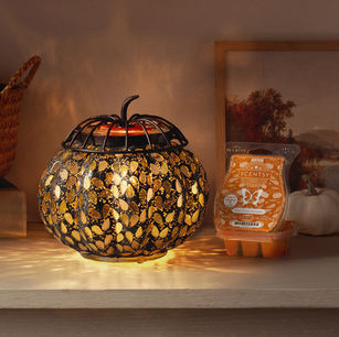 October 2025's Scentsy Warmer of the Month: Golden Gourd + Have Sʼmore Pumpkin