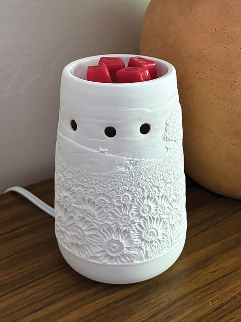 Scentsy's August 2024 Warmer of the Month Sunflower Fields Warmer Off