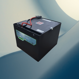 Batron forklift lityum bataryaları – uzun ömürlü, hızlı şarj olan, bakım gerektirmeyen ve yüksek performans sunan endüstriyel LiFePO4 güç sistemi.