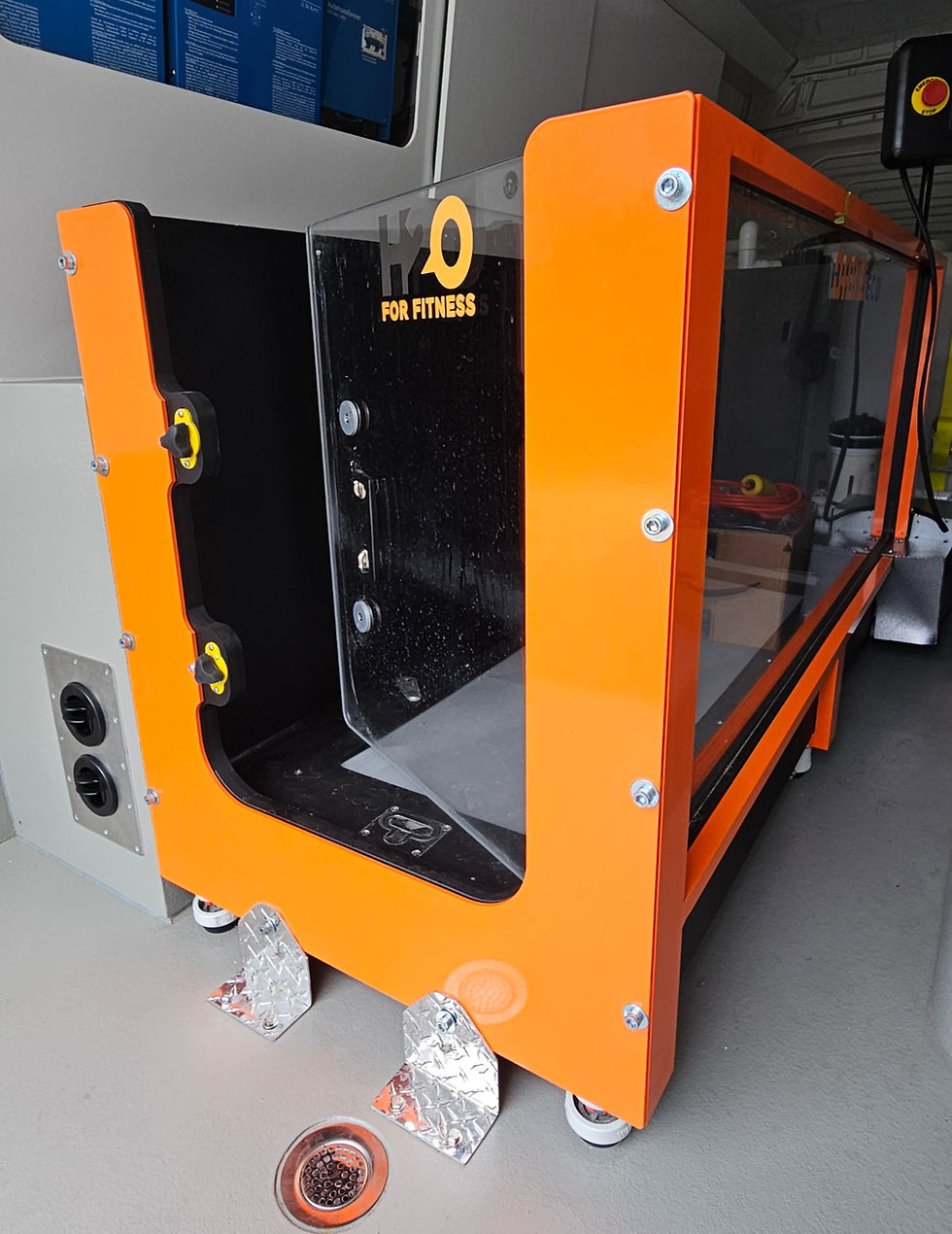 Underwater treadmill for mobile veterinary rehabilitation
