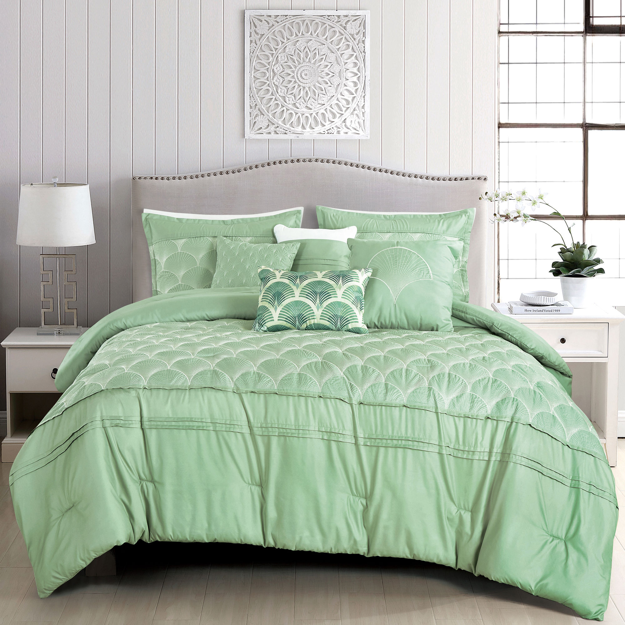 Green Comforter Set