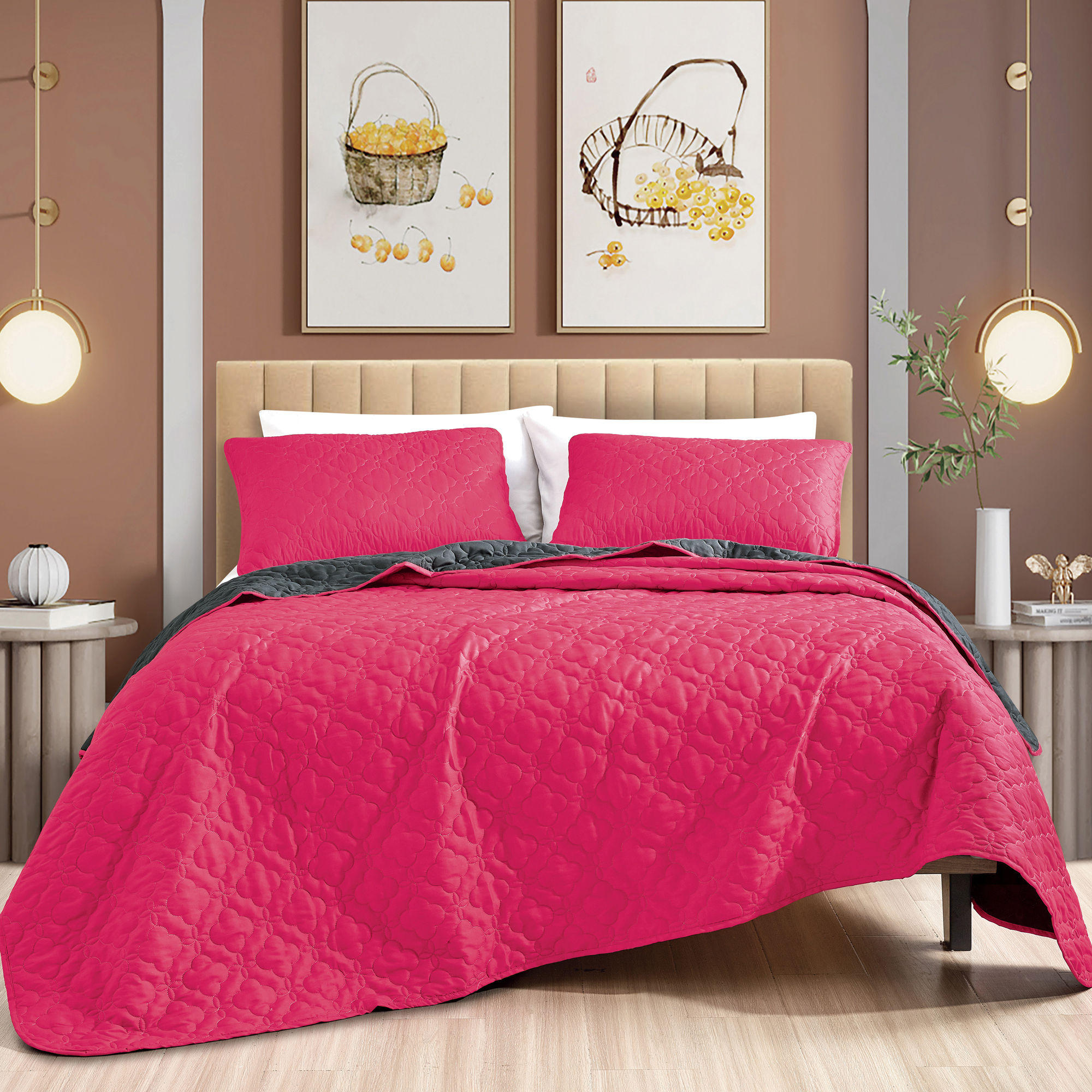 Black and Pink Bedspread Set