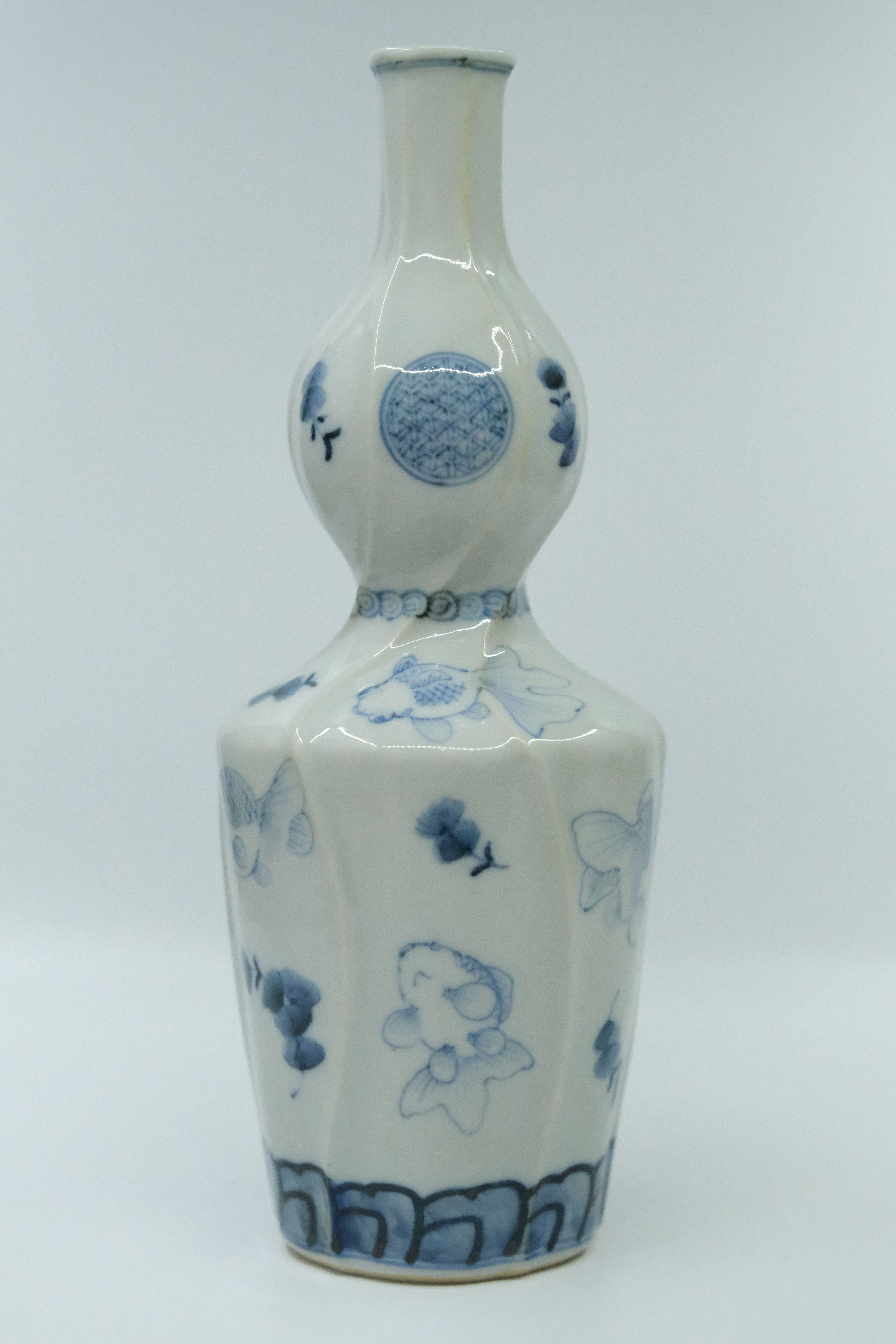 Kawakami Mako - 金魚 徳利 Sake Bottle