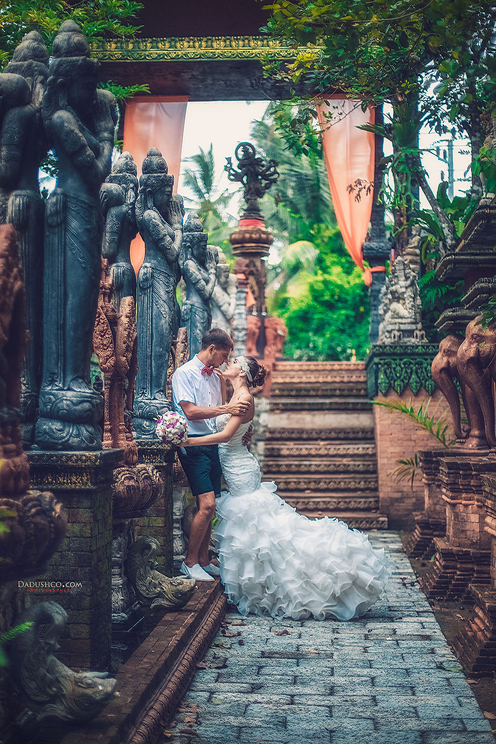 Professional Wedding Photographer in Koh Samui