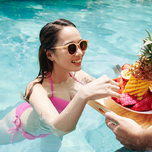 Savor Local Flavors & Perfect Pours: Food and drink-focused escapes for travelers who pack their appetite first. 