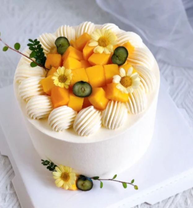 Vegan Fresh mango cake