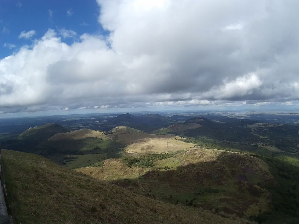 Chaine des puys des volcans d'Auvergne