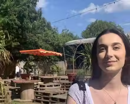 Cette créatrice bretillienne participera au festival international des créateurs de mode à Dinan