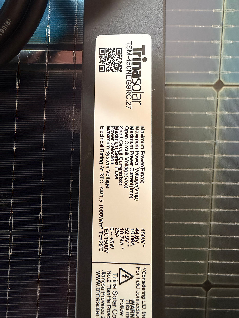 Miniaturbild: 10 x TRINA 450 Watt TopCon N-Type Halbzelle bifacial CLEAR Black (TSM-NEG9RC.27)