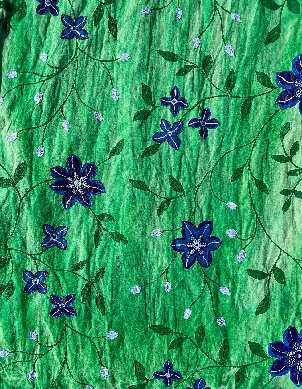 GREEN DJELLABA CLOSE UP 1.jpg