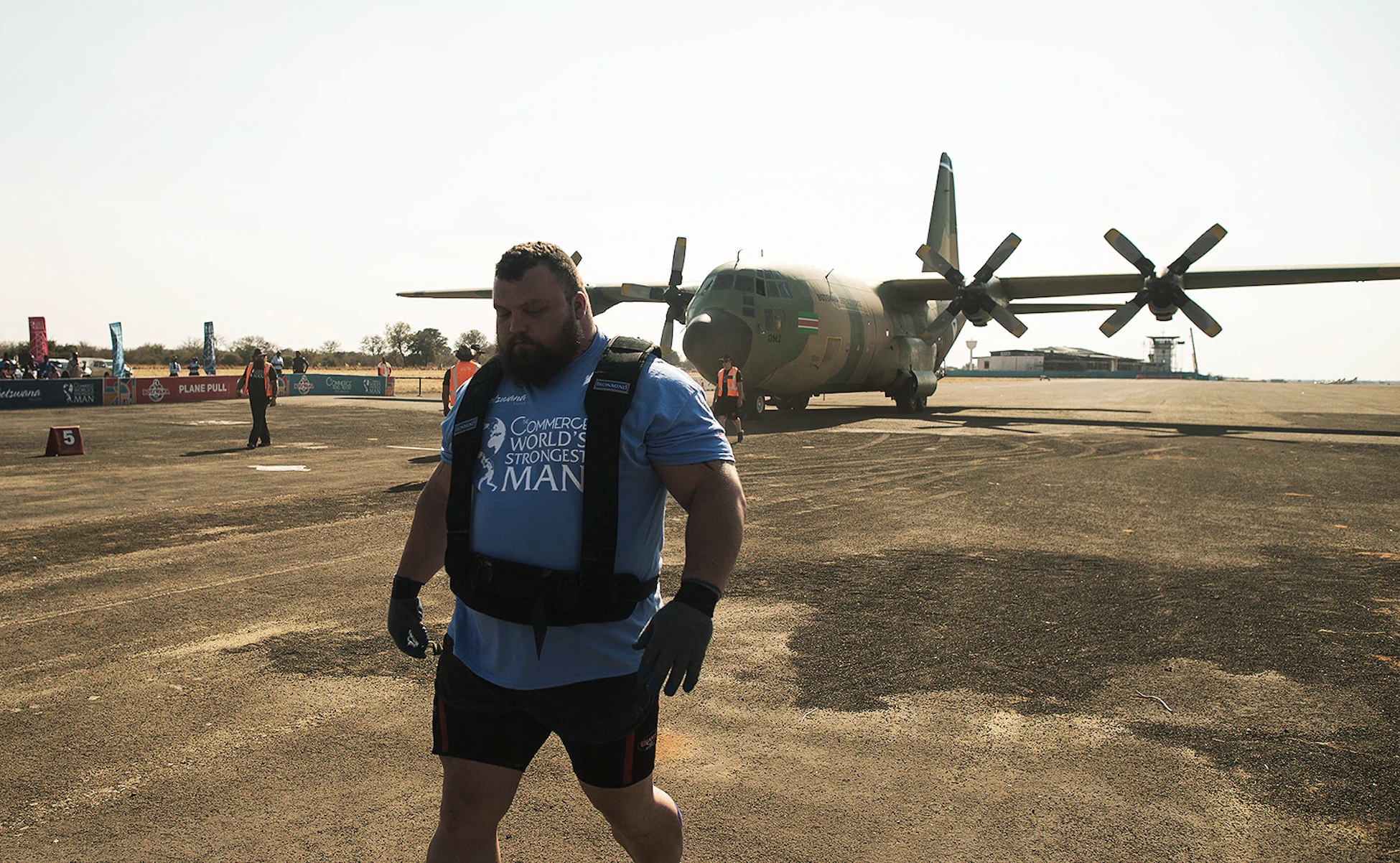 eddie hall plane.webp