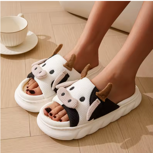 Cute Cartoon Cow Unisex Linen Slippers