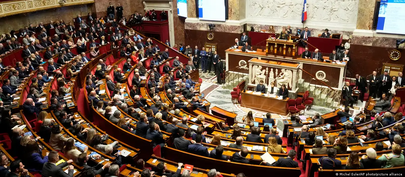 France passes controversial immigration bill