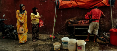 Malaysia: Over 100 Rohingya flee migrant detention center