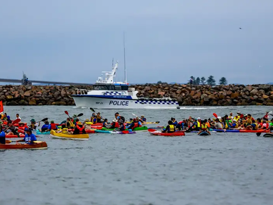 Australia: More than 100 climate activists arrested