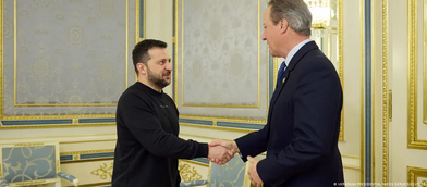 Ukraine updates: Cameron visits Kyiv on first foreign trip