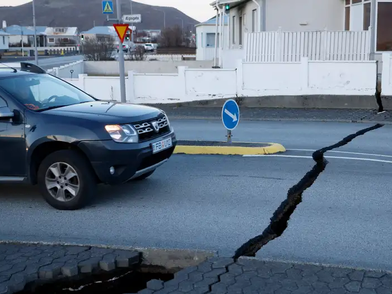 Iceland braces for eruption as fissures emerge in Grindavik