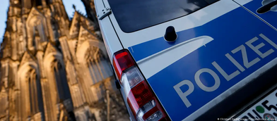 Cologne Cathedral attack: Austria issues warrant for suspect