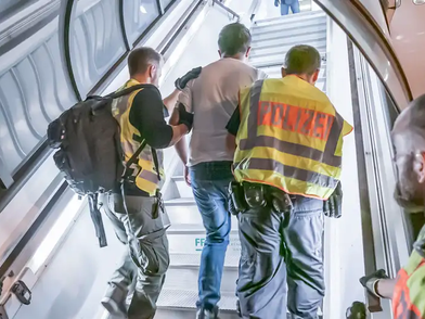 Germany unveils law for faster migrant returns
