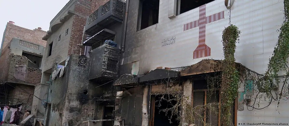 The rioting caused huge damage in Jaranwala in the district of FaisalabadImage: K.M. Chaudary/AP Photo/picture alliance